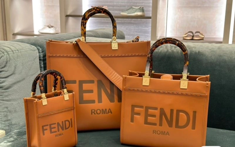 Fendi Shopping Bags QuickDry 57431