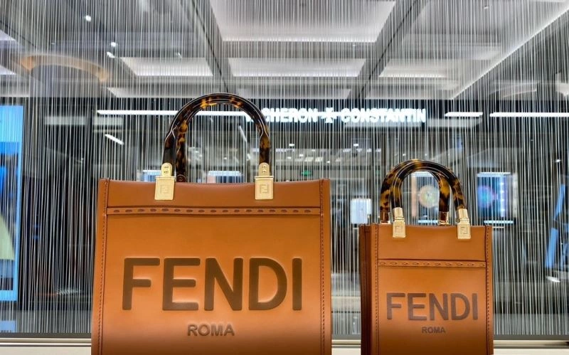 Fendi Shopping Bags QuickDry 57431