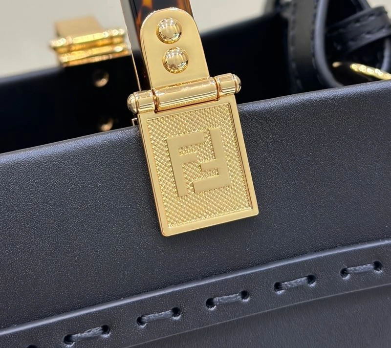 Fashionable Fendi Shopping Bags 57415