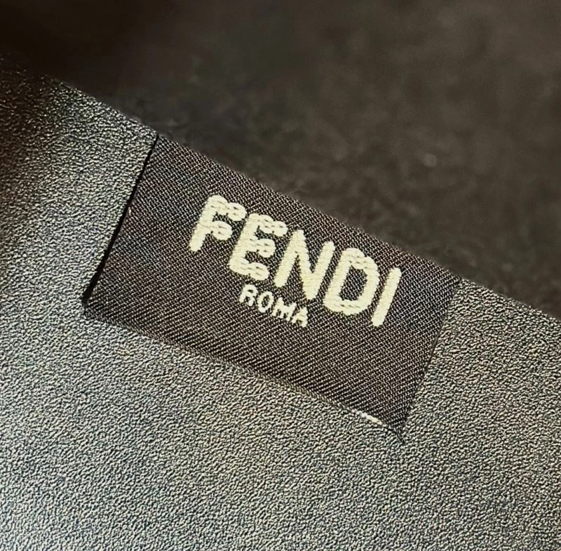 Fashionable Fendi Shopping Bags 57415