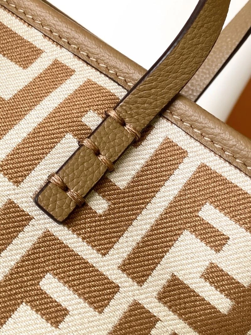 Fendi Shopping Bags AllSeason 57470