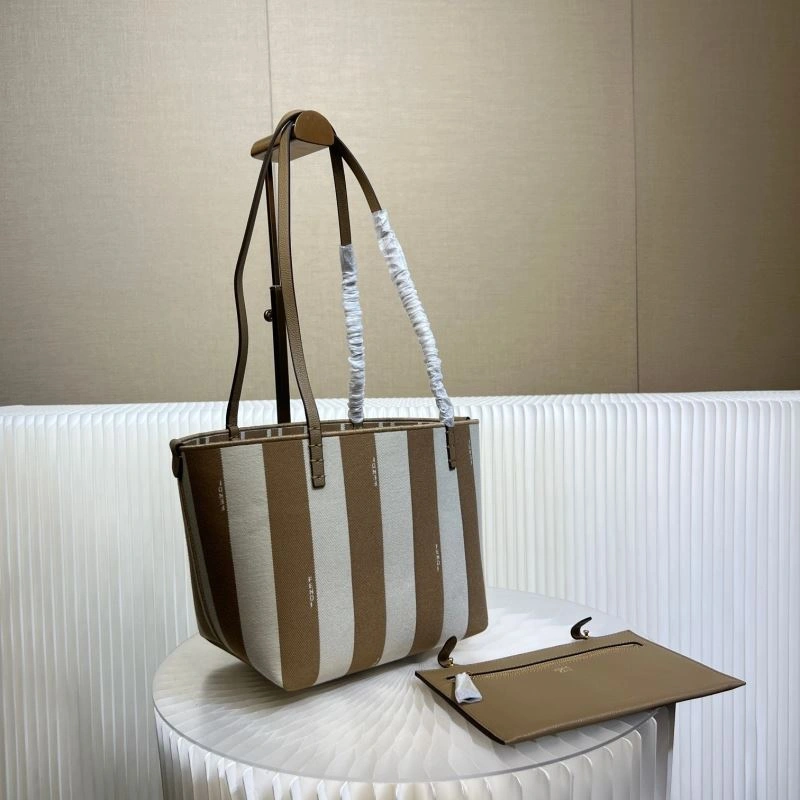 Fendi Shopping Bags StreetReady 57444