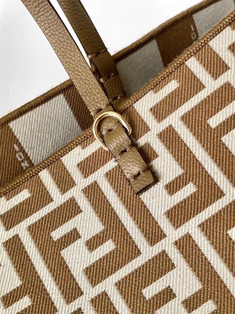 Fendi Shopping Bags Breathable 57401