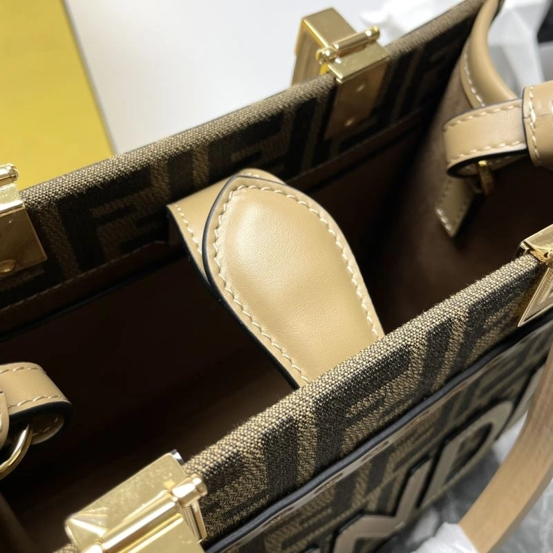 Fendi Shopping Bags Reliable 57395