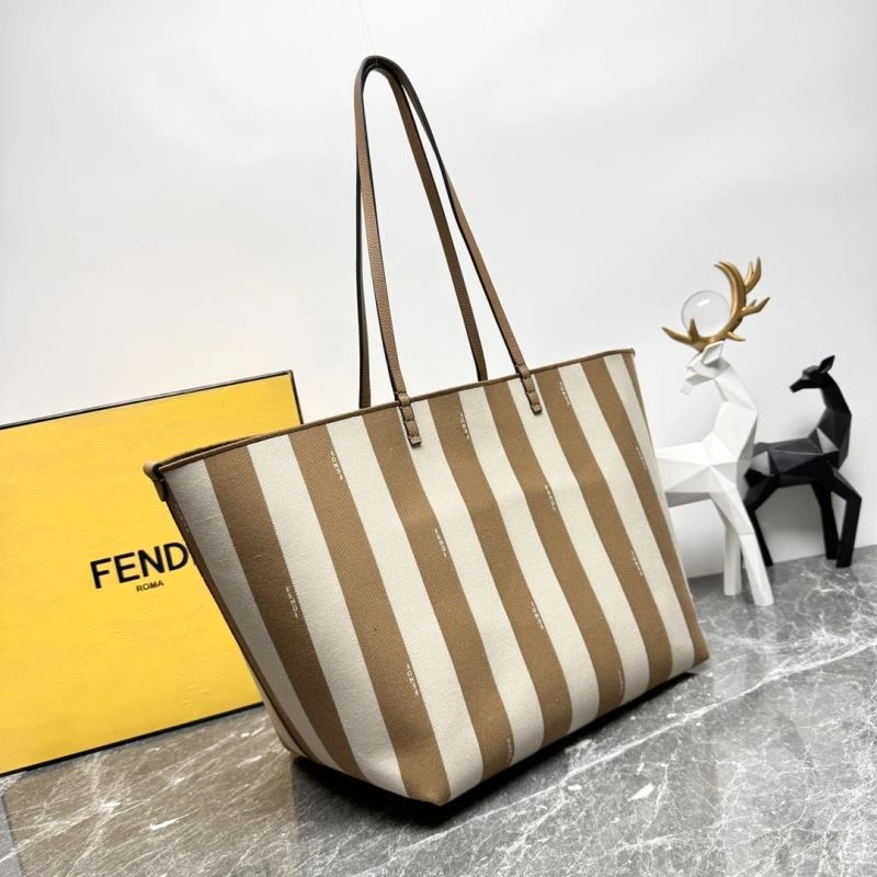 Functional Fendi Shopping Bags 57392