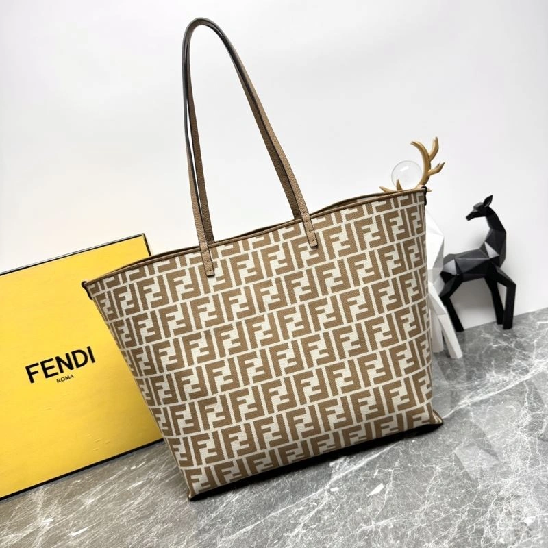 Functional Fendi Shopping Bags 57392