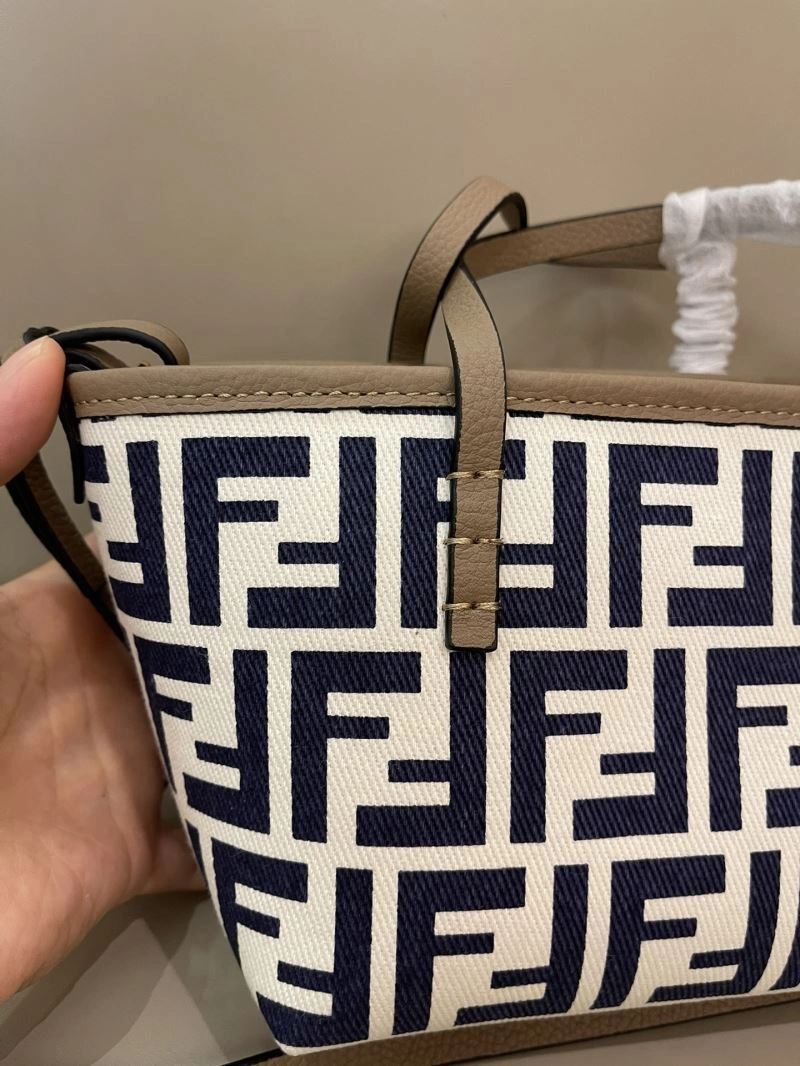 Fendi Shopping Bags TravelReady 57387