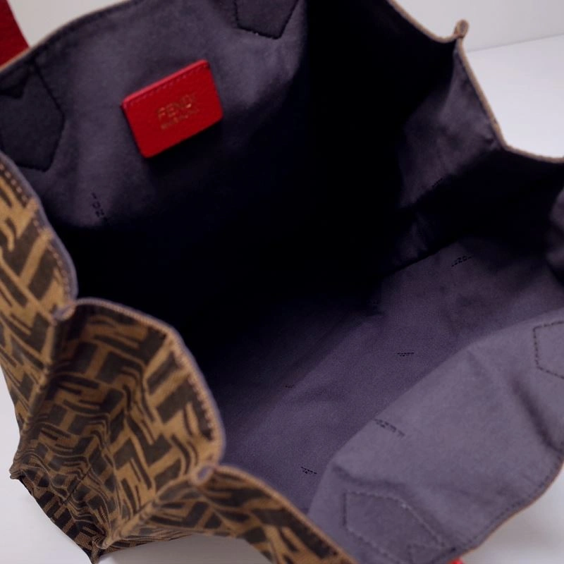 Sporty Fendi Shopping Bags 59297