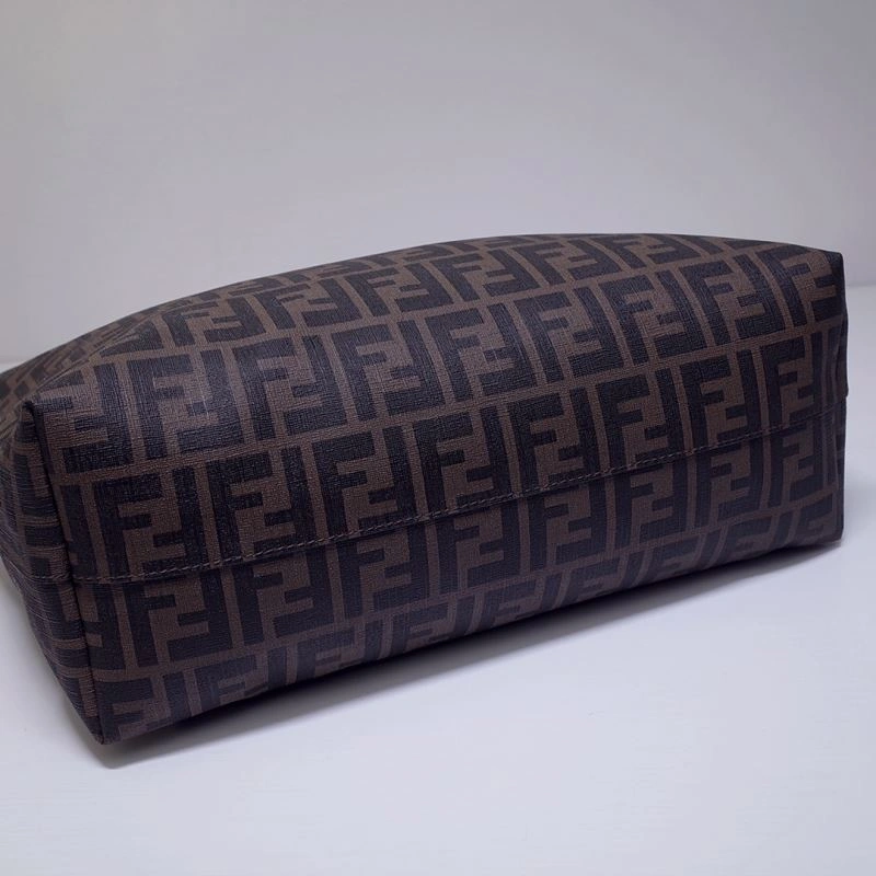 Fendi Shopping Bags WeatherProof 59317