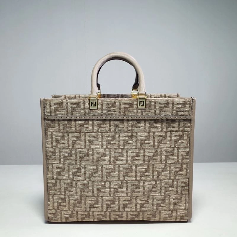 Fendi Shopping Bags ZipUp 59269
