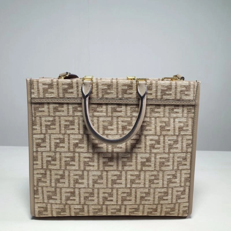 Fendi Shopping Bags ZipUp 59269