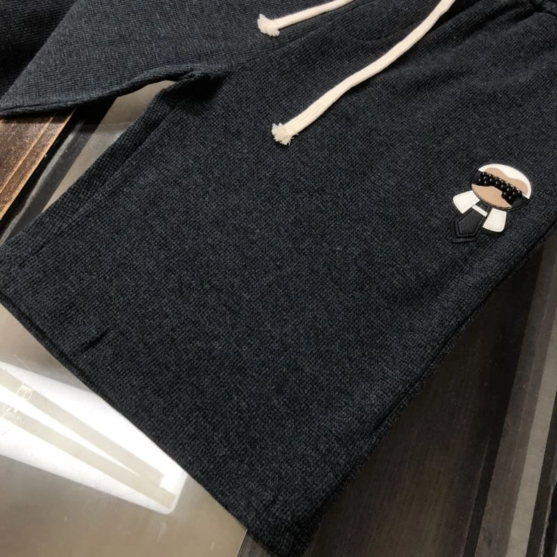 Fendi Short Pants AllSeason 123260