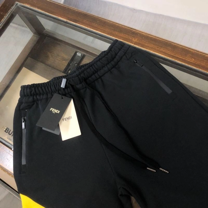 Original Fendi Short Pants 123258