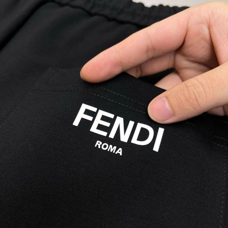 Fendi Short Pants Durable 122902