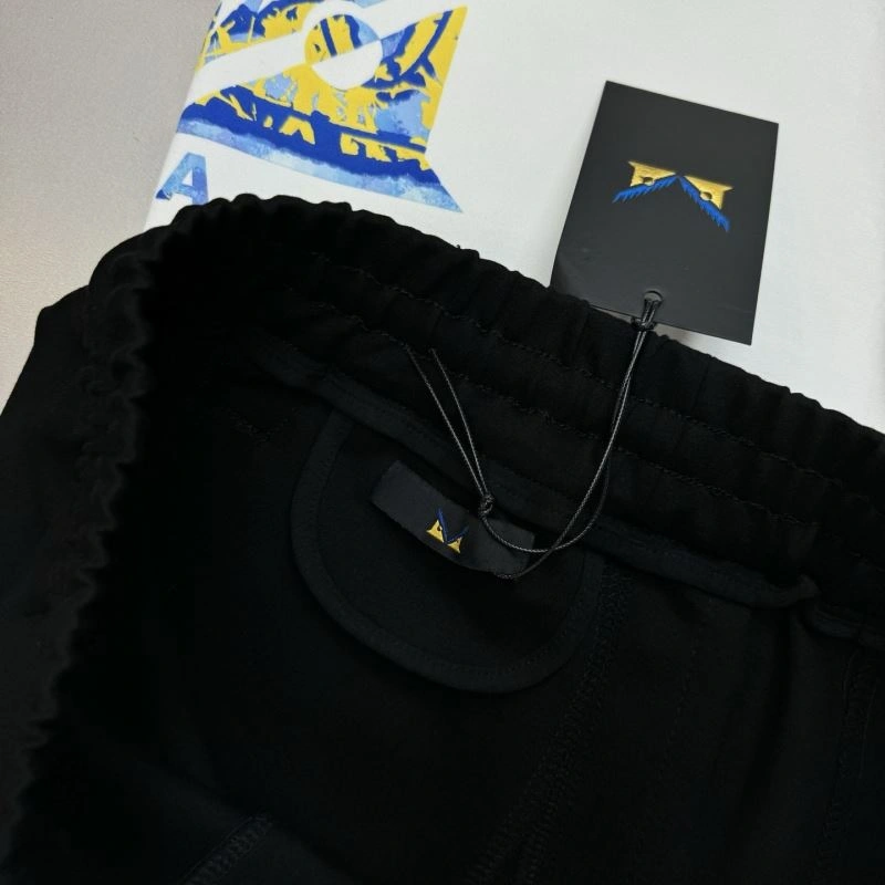 Fendi Short Pants Bright 122907