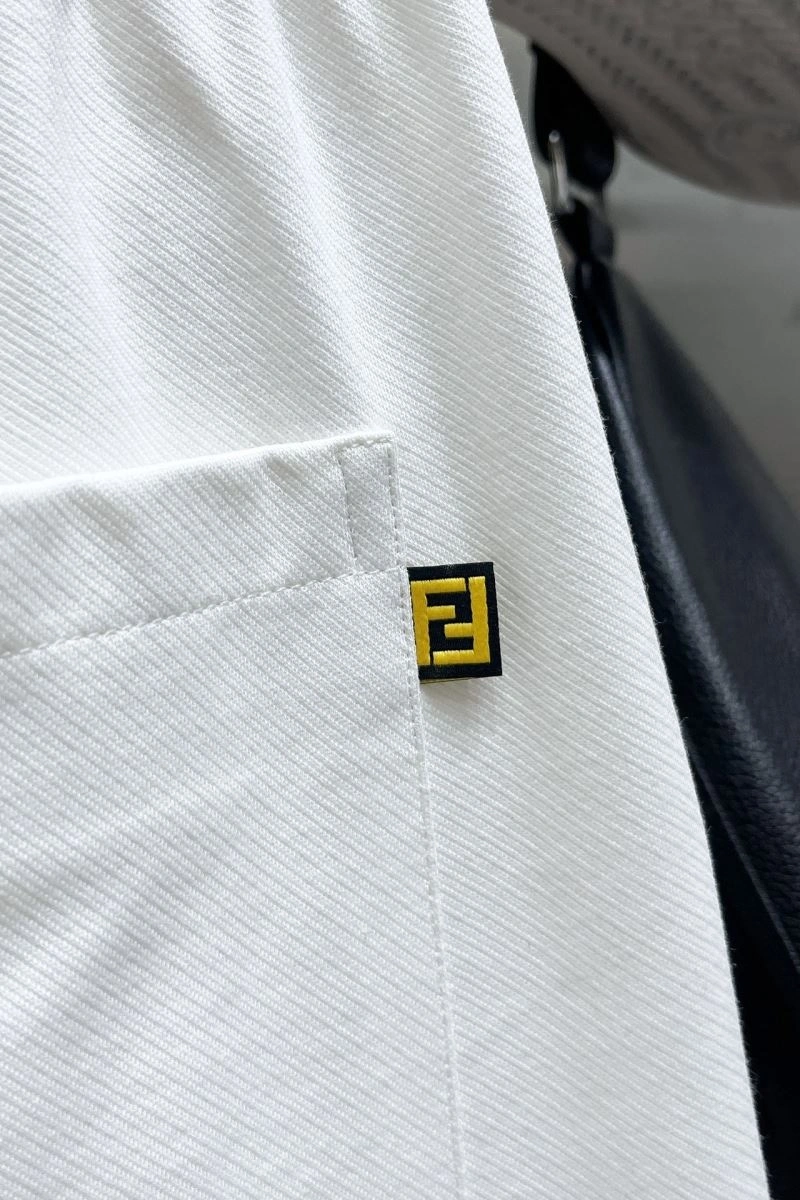 Fashionable Fendi Short Pants 122886