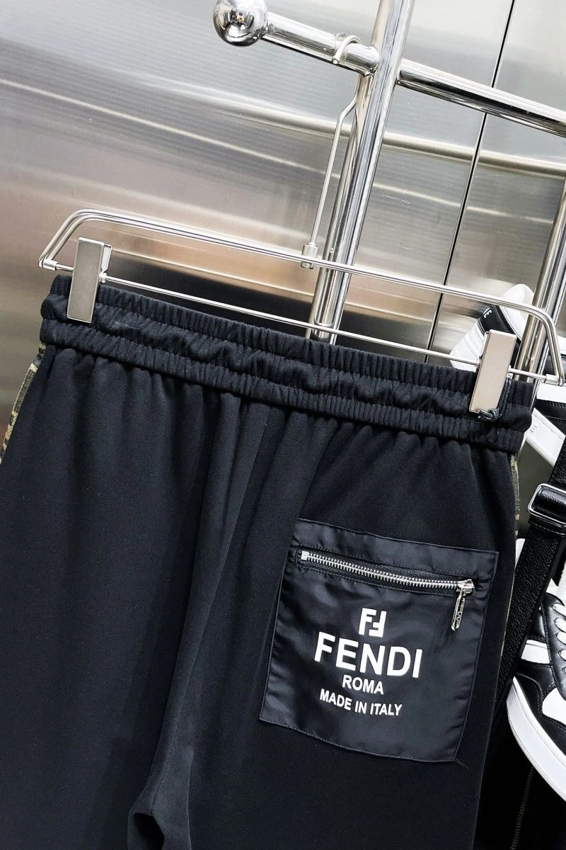 Fendi Short Pants ZipUp 122880