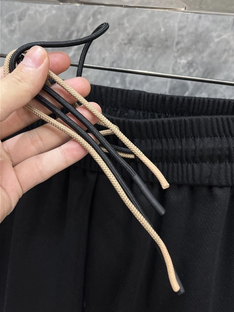 Fendi Short Pants SmoothTexture 122628