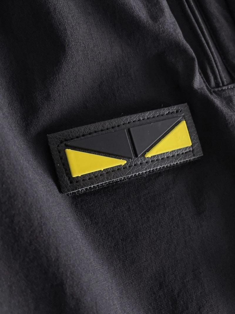 Snug Fendi Short Pants 122602