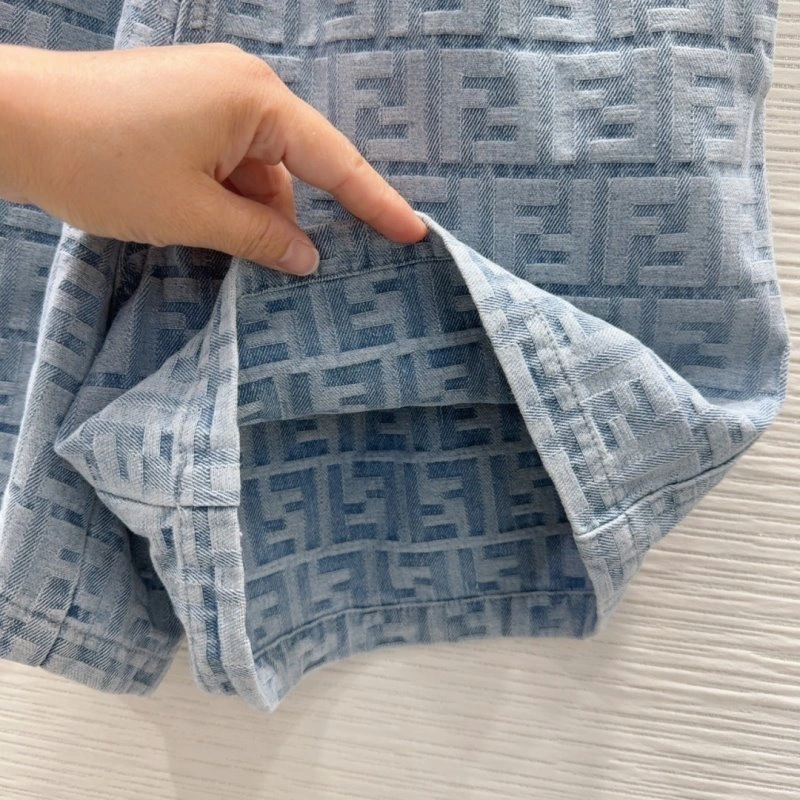 Fendi Short Pants Compact 120585