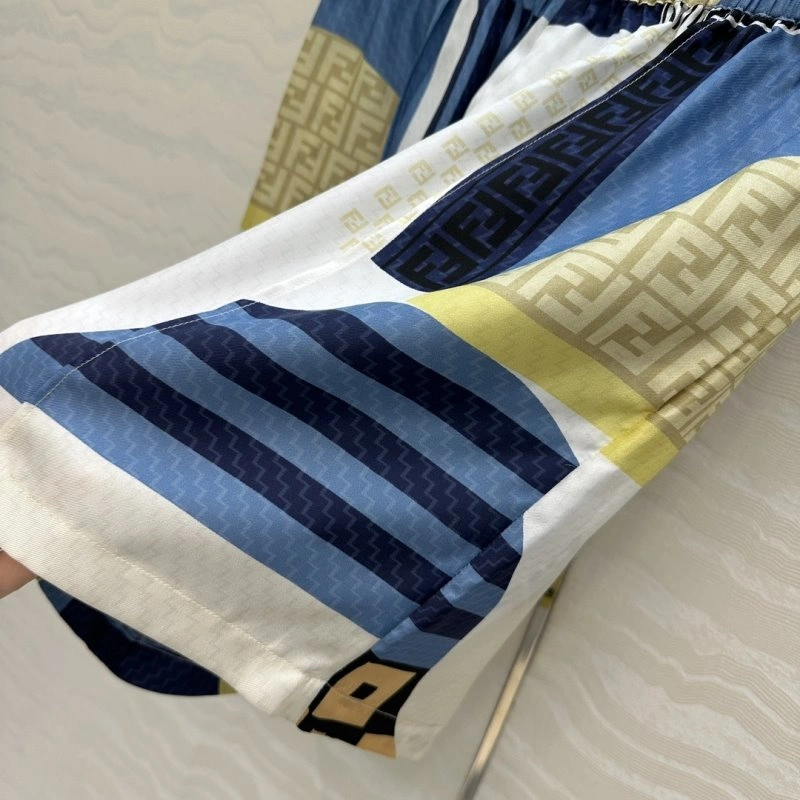 Chic Fendi Short Pants 120772