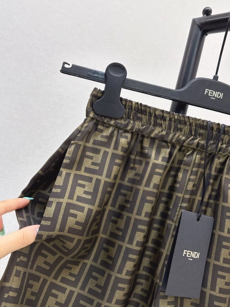 Fendi Short Pants Effortless 120436