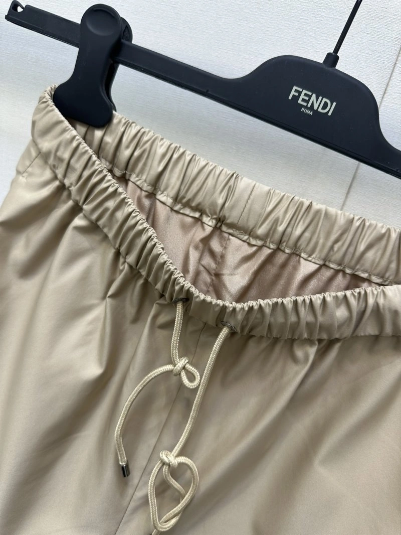 Fendi Short Pants Casual 120444