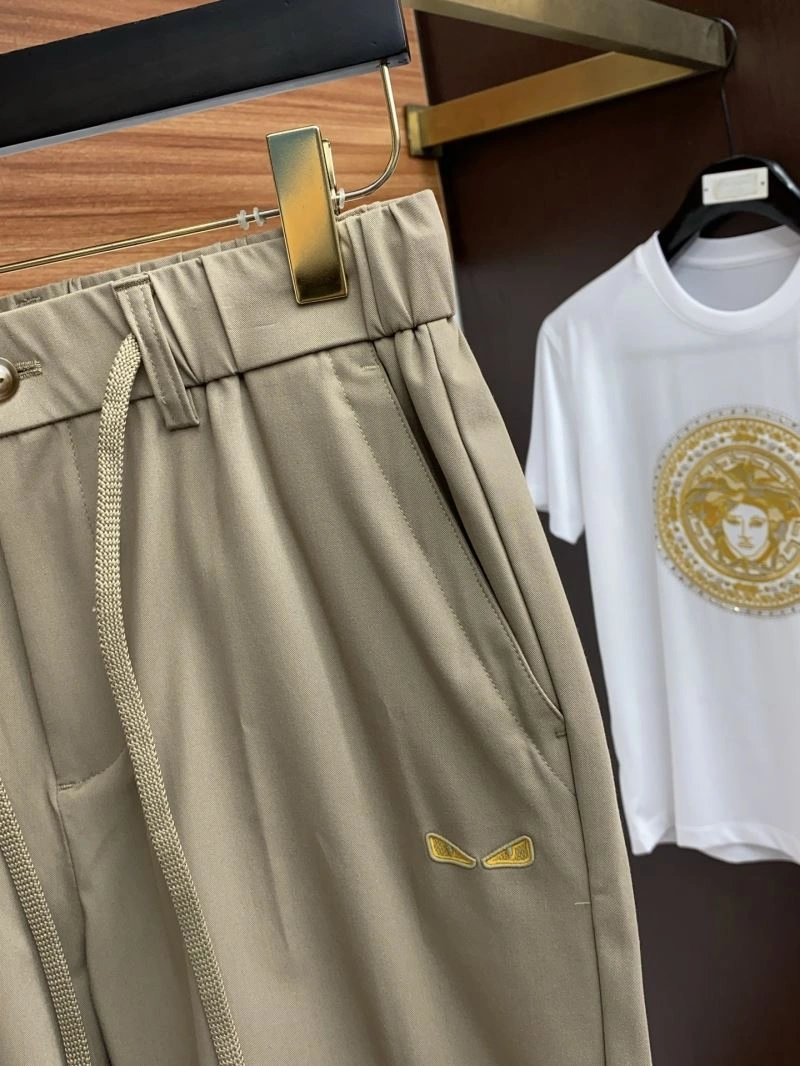 Timeless Fendi Short Pants 121760