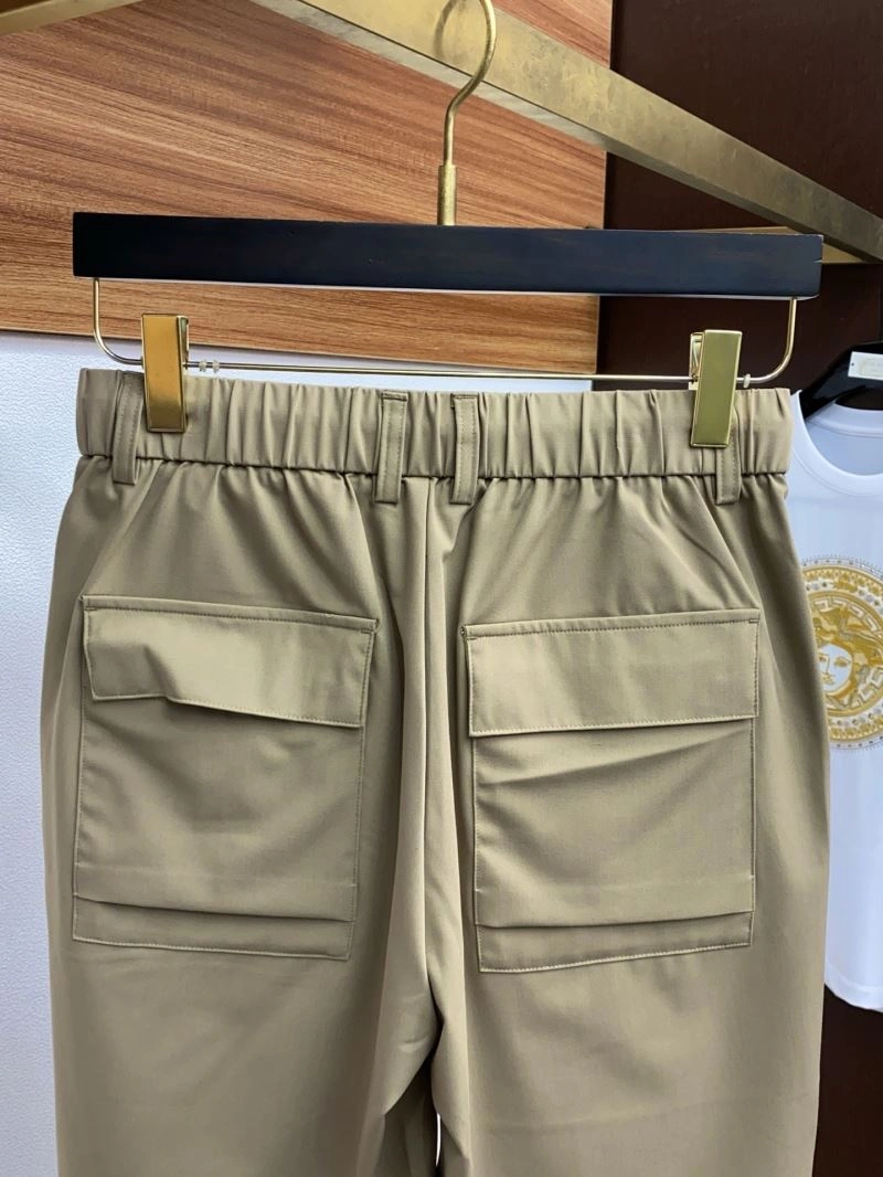 Timeless Fendi Short Pants 121760
