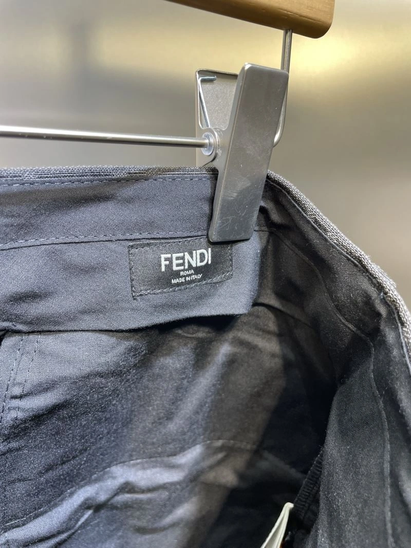 Fendi Short Pants Contemporary 121732