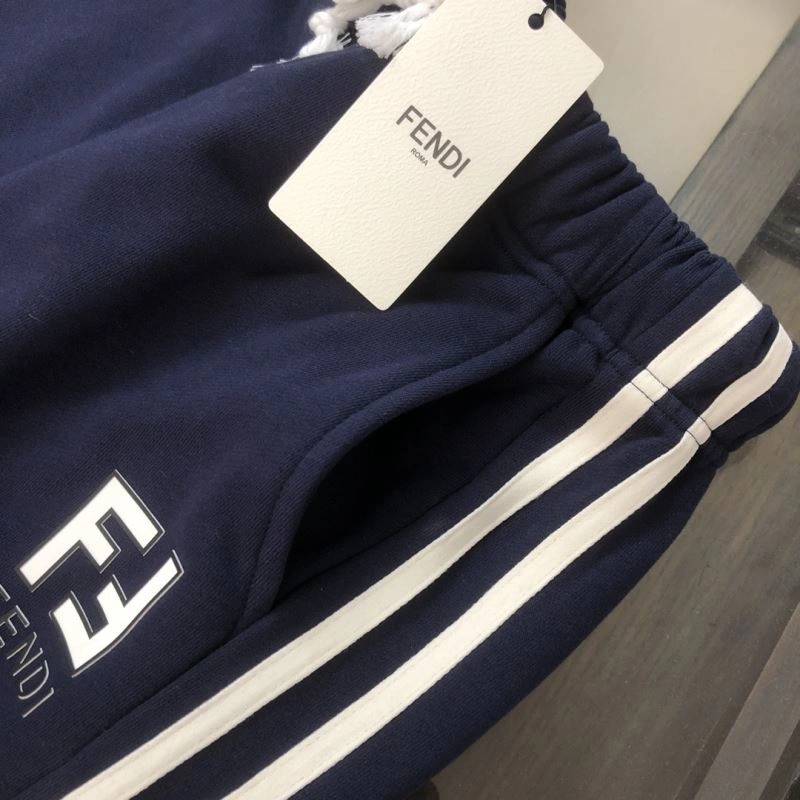 Fashionable Fendi Short Suits 123223