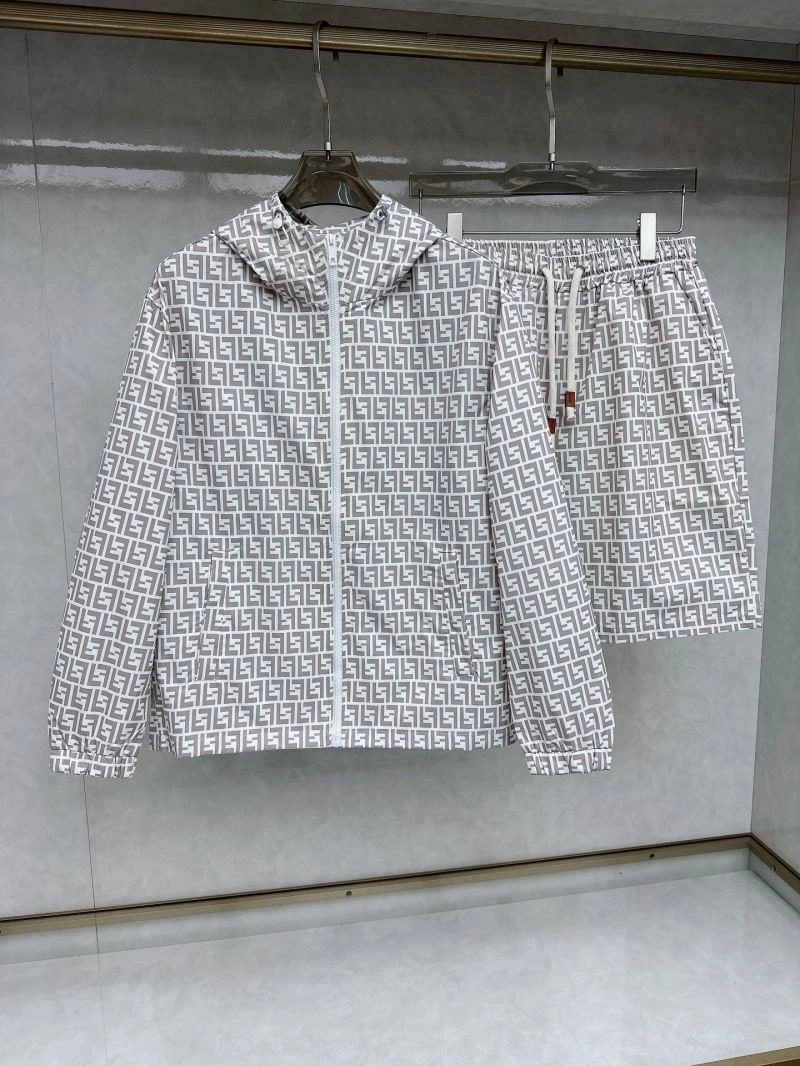 Fendi Short Suits WrinkleFree 122598