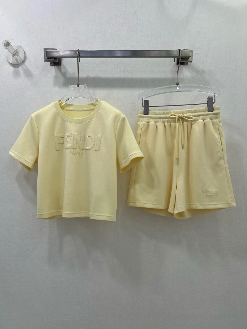 Fendi Short Suits Breathable 120766