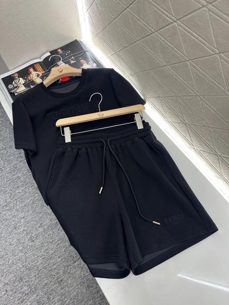 Fendi Short Suits Thermal 120762