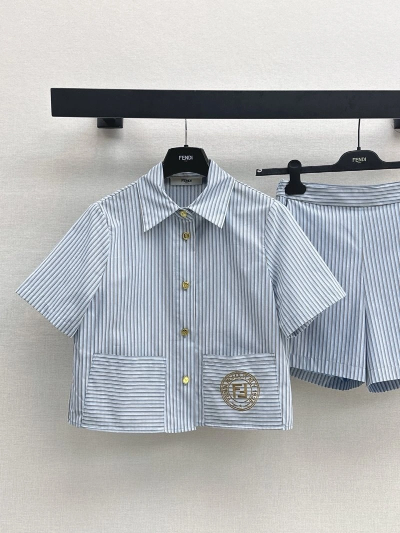 Breathable Fendi Short Suits 120461