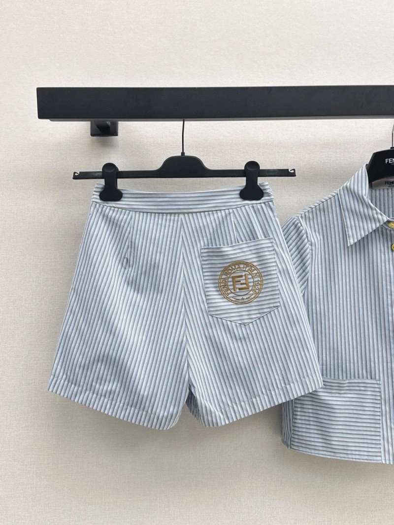 Breathable Fendi Short Suits 120461