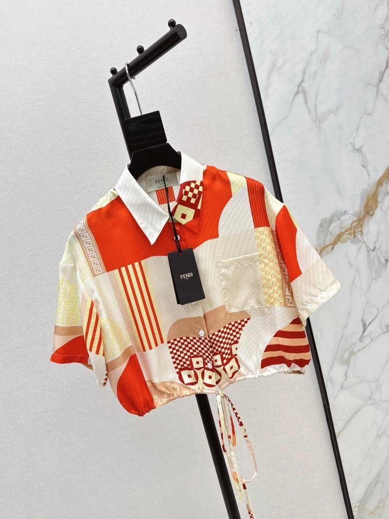 Breathable Fendi Short Suits 120454