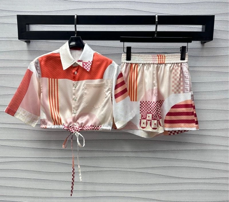 Fendi Short Suits Classic 120446