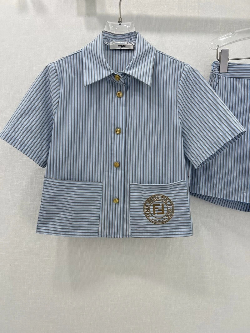 Vibrant Fendi Short Suits 120703