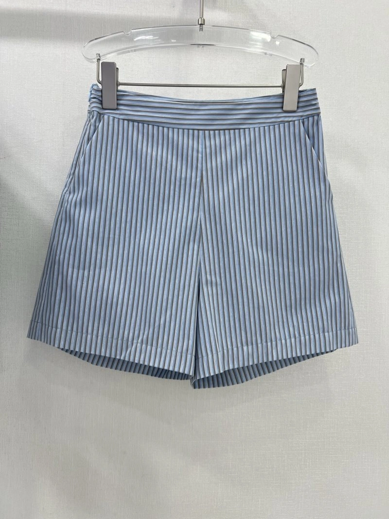 Vibrant Fendi Short Suits 120703