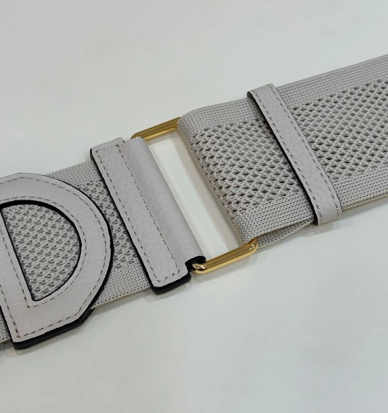 Refined Fendi Shoulder Straps 57369