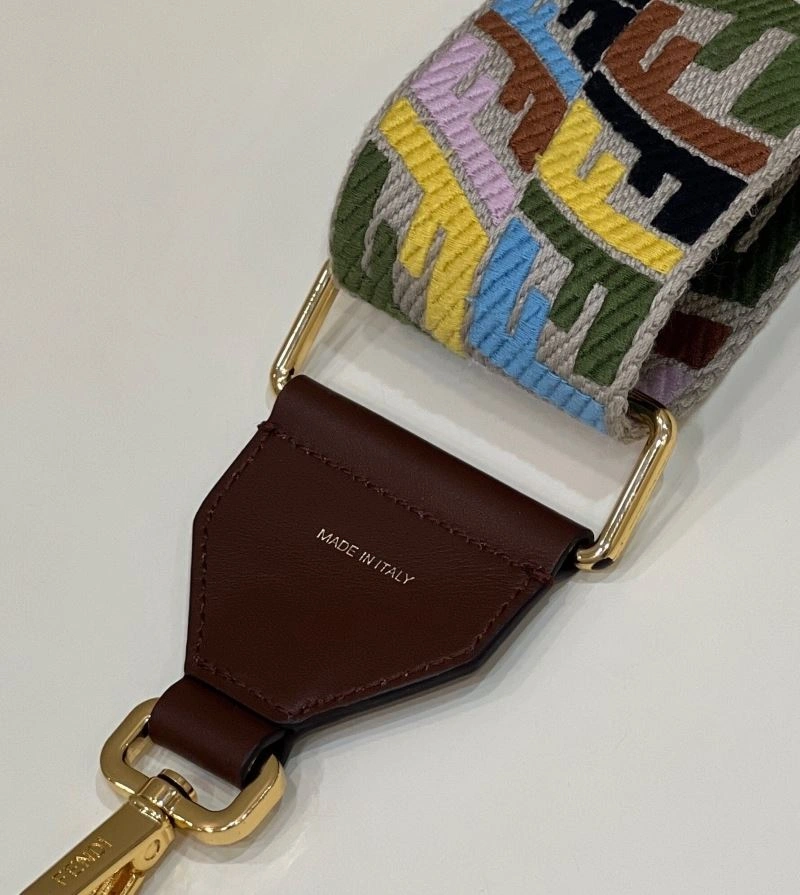 Fendi Shoulder Straps WellDesigned 57346