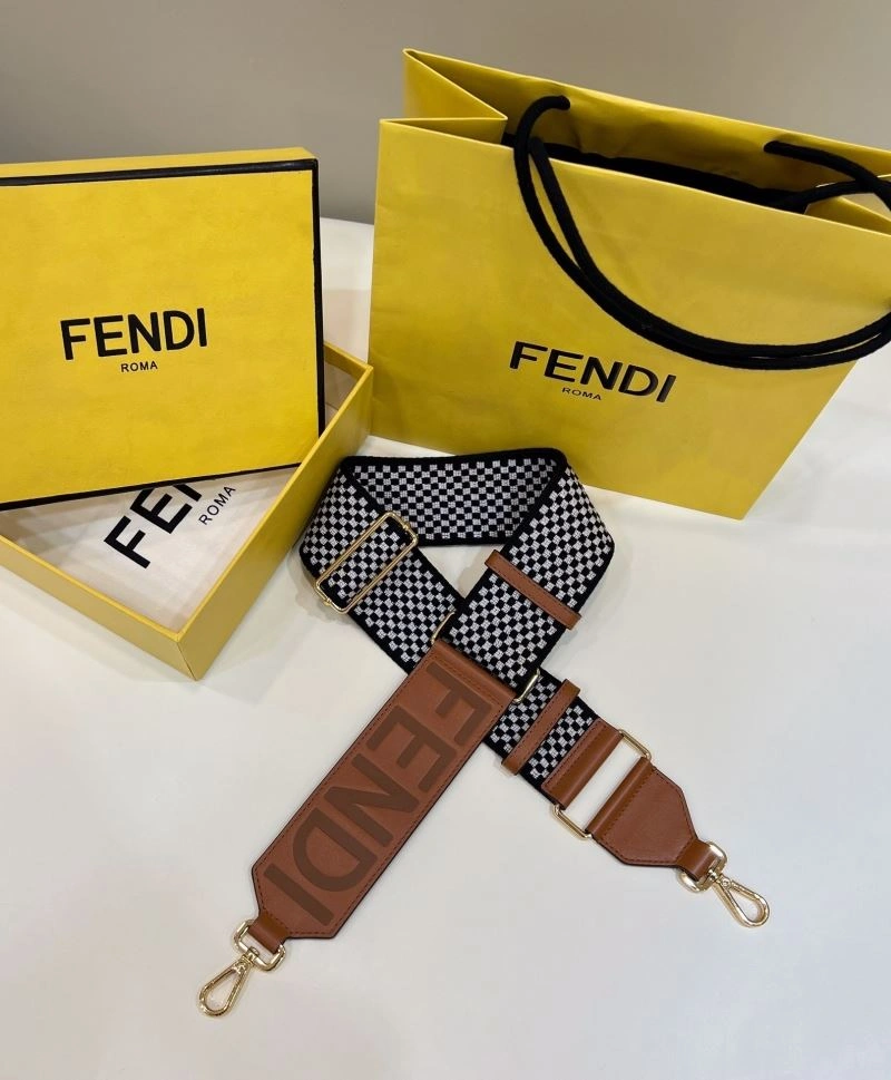 Casual Fendi Shoulder Straps 57344