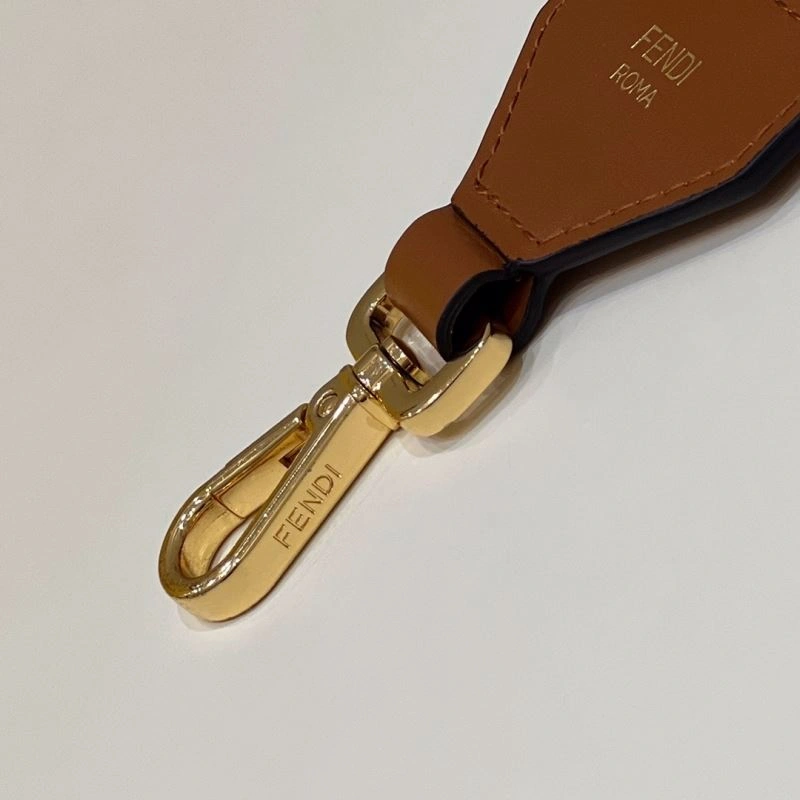 Casual Fendi Shoulder Straps 57344