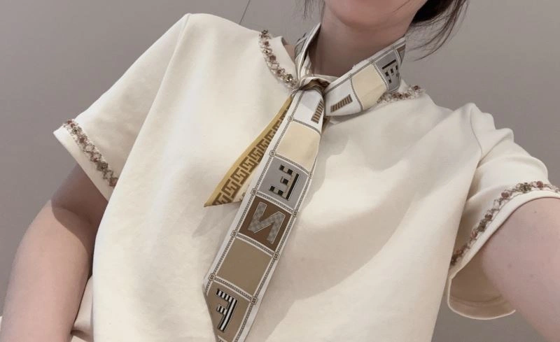 Refined Fendi Silk 272286