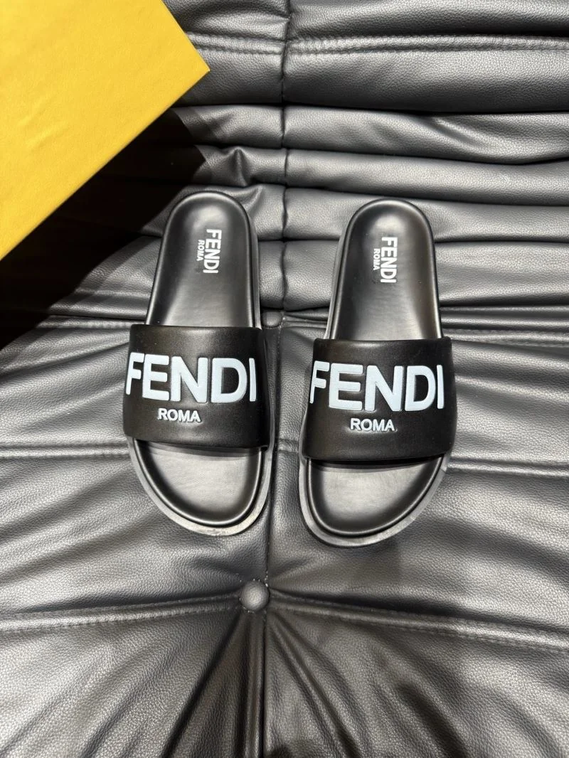 Fendi Slippers Bold 23183