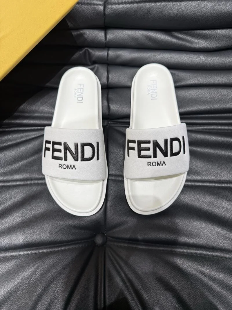 Casual Fendi Slippers 23189
