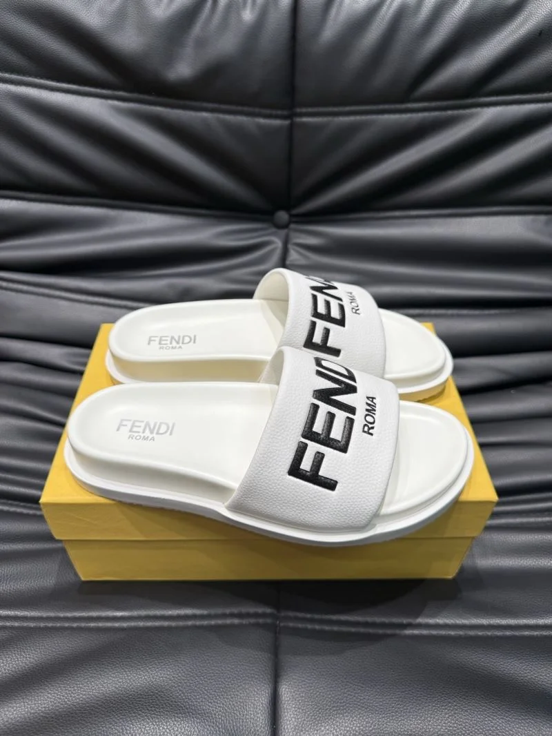 Casual Fendi Slippers 23189