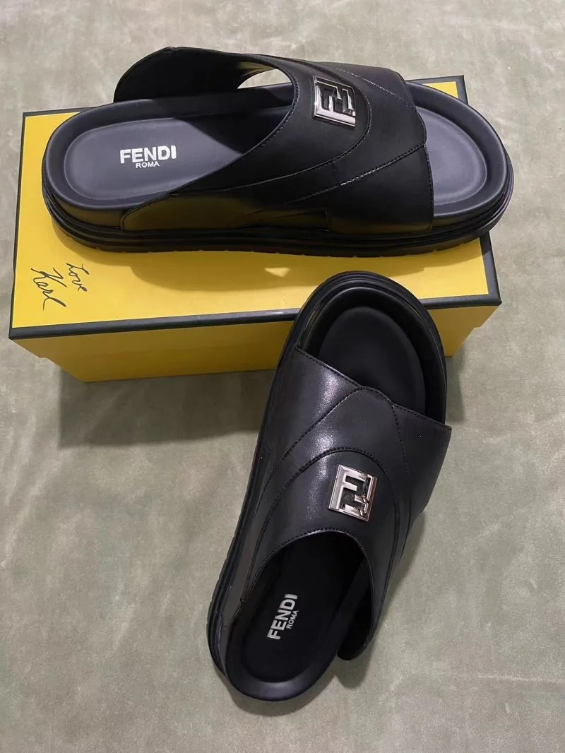 TechFriendly Fendi Slippers 23512