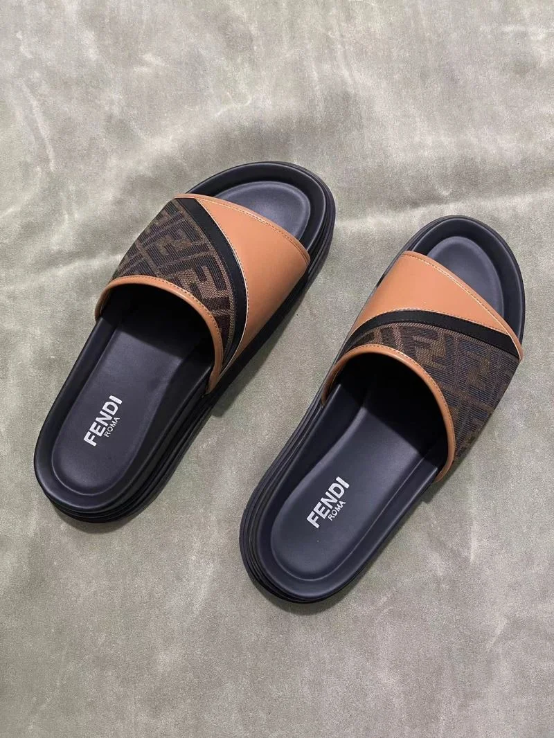 Versatile Fendi Slippers 23502
